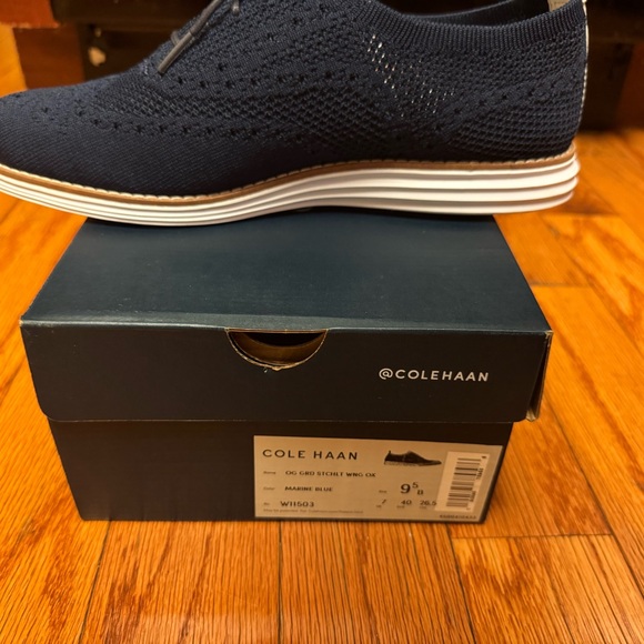 NWT - Women's 2.ZERØGRAND Stitchlite™ Wingtip Oxfords size 9.5 - Picture 3 of 3